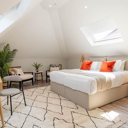 Wellington Place I Your Apartment Bristol Bagian luar foto