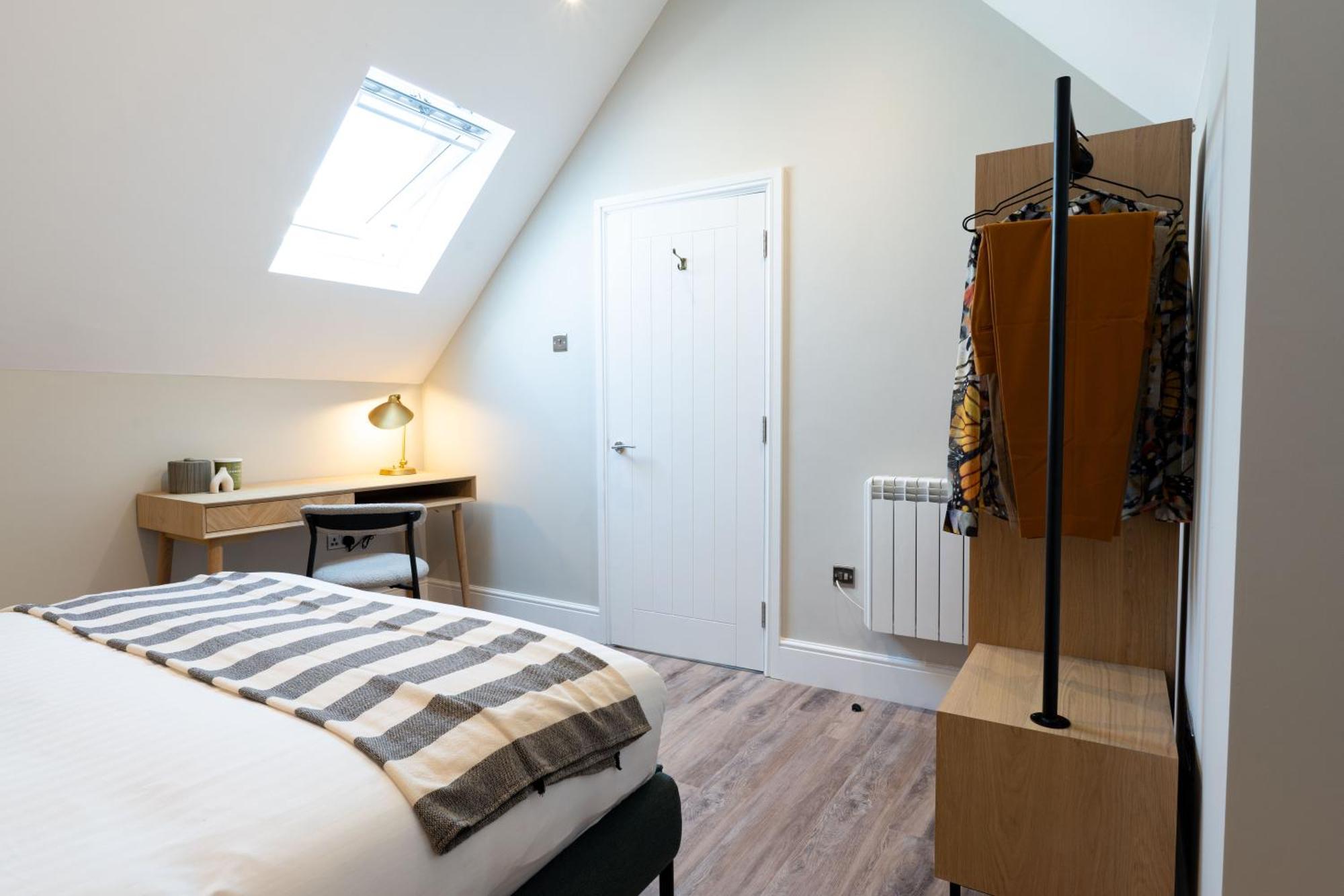 Wellington Place I Your Apartment Bristol Bagian luar foto