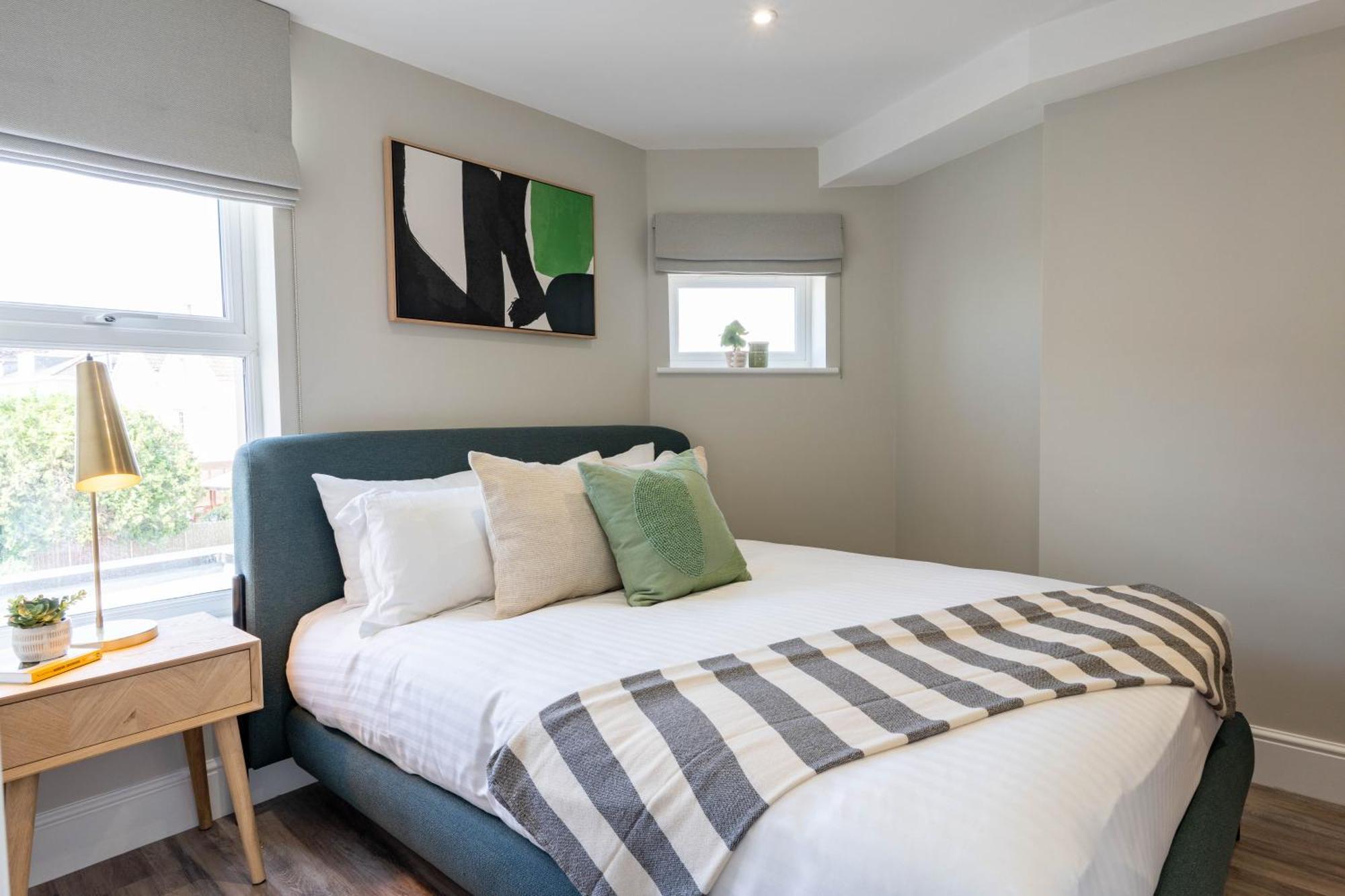 Wellington Place I Your Apartment Bristol Bagian luar foto